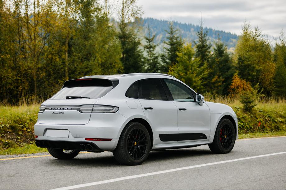 Porsche Macan 2014-2024 Integrierte Dachreling schwarz OEM (Aluminium, Klebemontage) Image