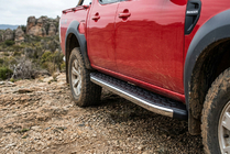 Mazda BT-50 2007-2012 Seitenschweller BlackLine (2 Stk., Aluminium) Foto 1