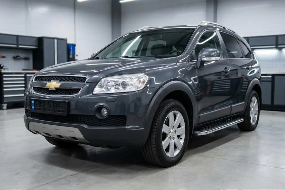 Chevrolet Captiva 2006-2019 Seitenschweller BlackLine (2 Stk., Aluminium) Image