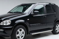 Mercedes ML W163 1997-2005 Trittbretter BlackLine (2 Stk, Aluminium) Foto 1