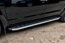 Volkswagen Amarok 2010-2022 Trittbretter BlackLine (2 Stk, Aluminium) Foto 1