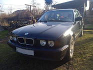 BMW 5 Series E34 1988-1995 Scheinwerferblenden (2 Stk., schwarz) Foto 4