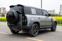 Land Rover Defender 2019- Bodykit (OCTA) für 110 Foto 4