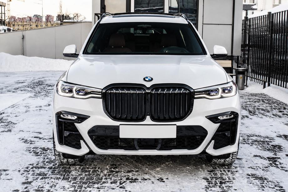 BMW X7 G07 2019- Frontstoßstange M-Sport (2019-2023) Image