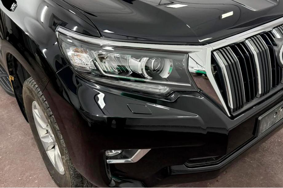 Toyota Land Cruiser Prado 150 2009-2023 Scheinwerfer-Wimper rechts (1 Stk., für LED) Image