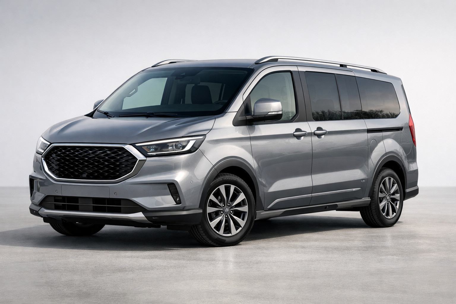 Ford Tourneo Custom 2024 im Test: moderner Van für Business und Familie