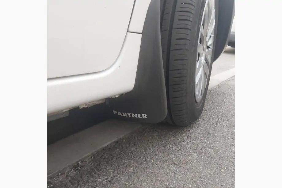 Peugeot Partner Tepee 2008-2018 Premium passgenaue Schmutzfänger (Partner, Türkei) Satz Image