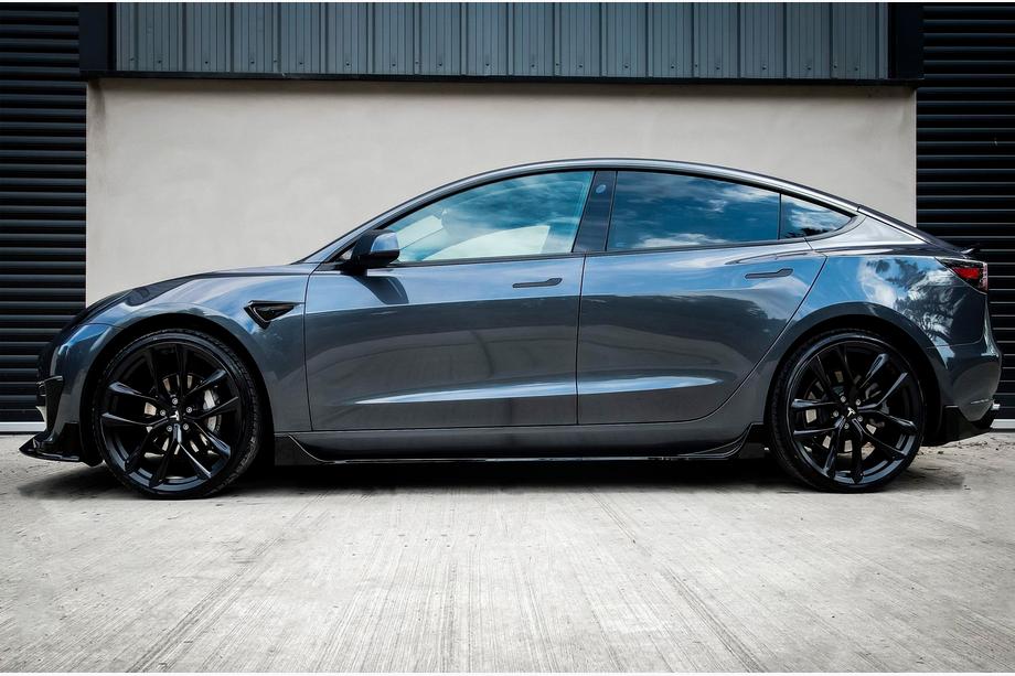 Tesla Model 3 2017- Schwelleraufsätze Fast (für 2017-2023) Image
