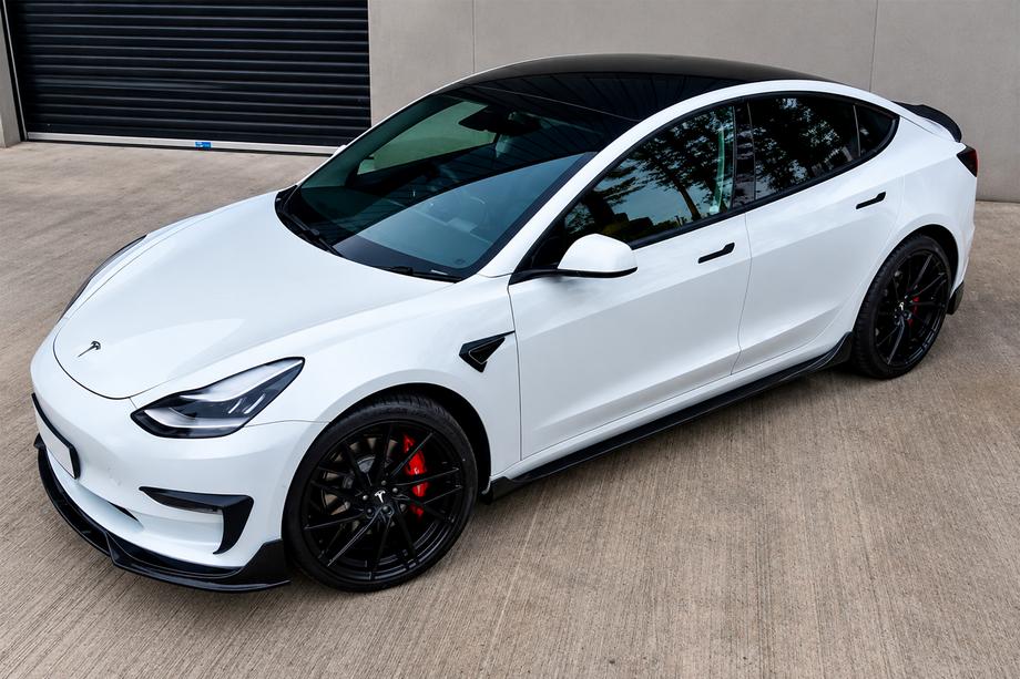 Tesla Model S 2012– Fast Kotflügelverbreiterungen (für 2021+) Image