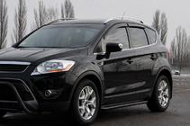Ford Kuga 2008-2013 Seitliche Trittbretter Premium (2 Stk., Edelstahl) Black 60 mm Foto 2