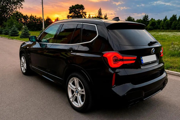 BMW X3 F25 2011–2018: Einbau eines Facelift-Kits im X3M F97 2024-Stil Foto 9