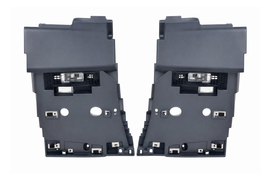 Range Rover IV L405 2013-2021 Innenverkleidung der Kotflügelecke (2018) Image