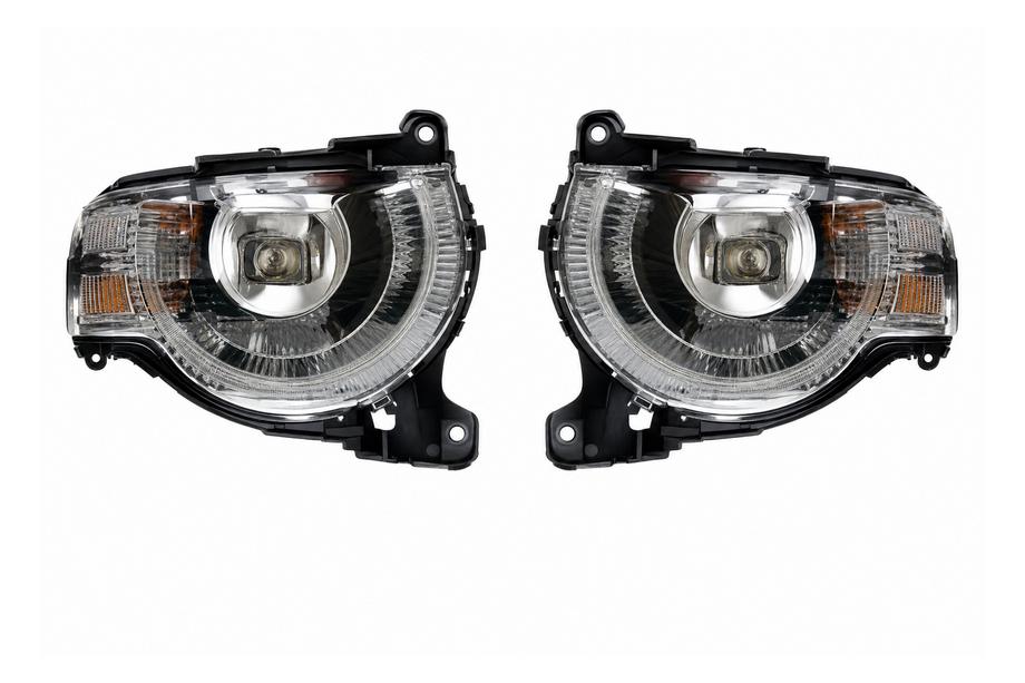 Land Rover Defender 2019- Umrüst-Kit für Frontscheinwerfer auf LED (von Halogen) Image