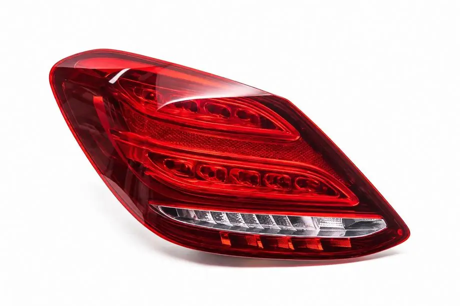 Mercedes C-class W205 2014-2021 B-WARE! Linke Rückleuchte hinten 2014-2018 (1 Stk.) Foto 1