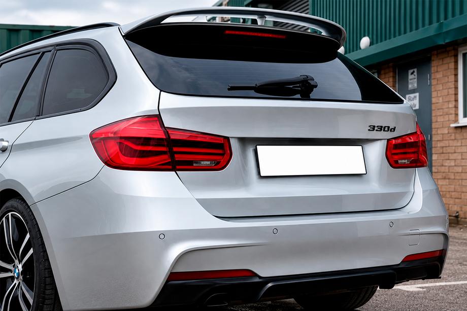 BMW 3 Series F30/F31 2012-2019 MP-Style Spoiler (für F31, Schwarz Hochglanz) Image