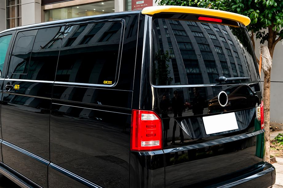 Volkswagen T5 Caravelle 2004-2010 DPT Spoiler (Heckklappe, Schwarz Hochglanz) Image