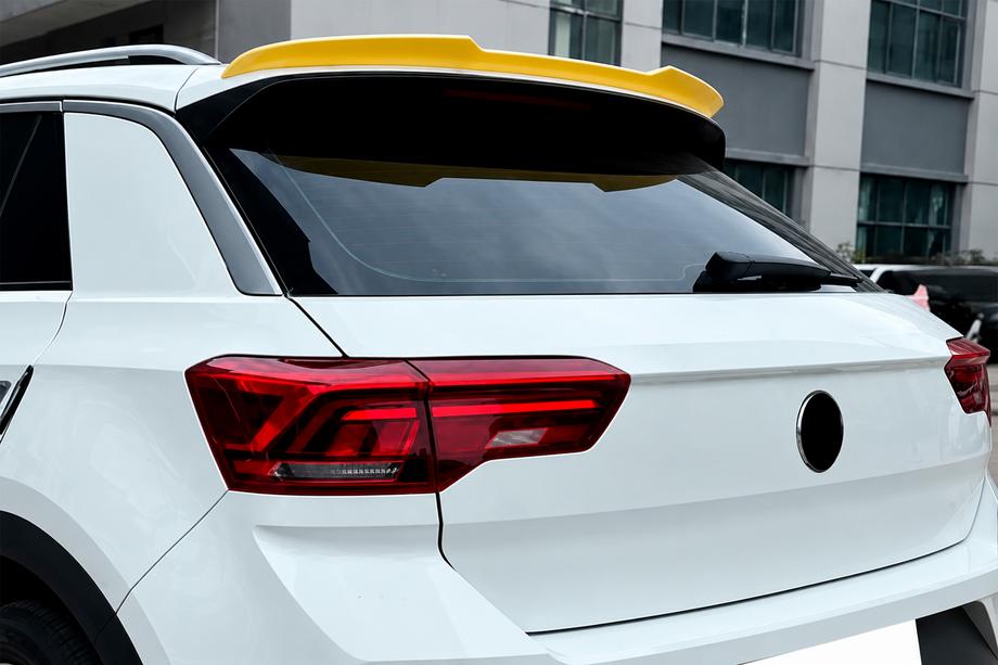 Volkswagen T-Roc 2017-2025 DPT Heckspoiler (Schwarz Glanz) Image