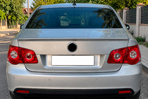 Volkswagen Jetta 2006-2011 DPT Heckspoiler (Schwarz Glanz) Foto 1