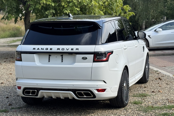 Range Rover Sport L494 2018–2022: SVR-Bodykit-Montage – unsere Arbeiten Foto 12