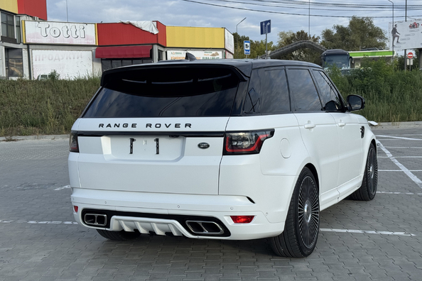 Range Rover Sport L494 2018–2022: SVR-Bodykit-Montage – unsere Arbeiten Foto 9
