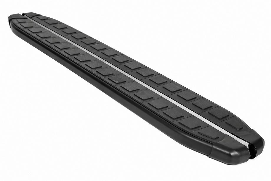 Man TGE 2017- Seitenschweller Fullmond Black (2 Stk., Aluminium) Image