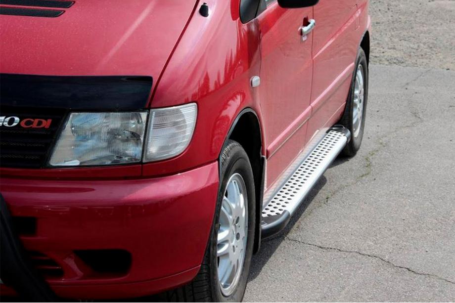Mercedes Vito W638 1996-2003 Trittbretter Allmond Grey (2 Stk., Alu) Image