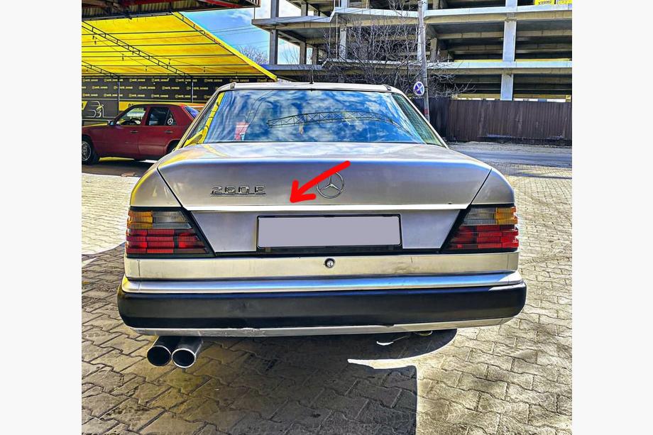Mercedes E-class W124 1984–1997 Kofferraumleisten Edelstahl Foto 1