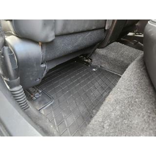 Gummimatten (4 Stk, Stingray Premium) Nissan Qashqai 2007-2010 Foto 4