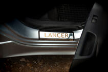 Mitsubishi Lancer X 2008- Einstiegsleisten Edelstahl Carmos 4 Stück Foto 3