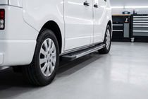 Renault Trafic 2015- Seitenschweller RedLine V1 (2 Stk., Aluminium) Foto 1