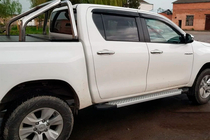 Toyota Hilux 2015- Trittbretter Allmond Grey (2 Stk., Aluminium) Foto 2