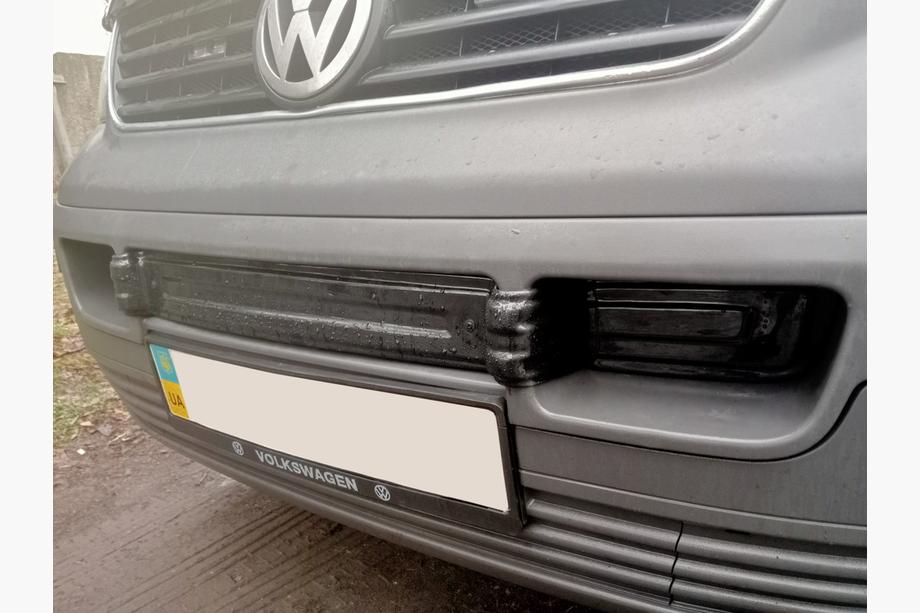 Volkswagen T5 Transporter 2003-2010 Untere Kühlergrillabdeckung (vollständig) Matt Image