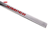 Citroen Jumper 2007-2025 Chromleiste über dem Kennzeichen mit LED-Rot (Edelstahl) Foto 3