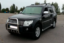 Mitsubishi Pajero Wagon IV 2006-2021 Frontbügel QT007 (Edelstahl) Foto 2