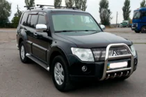 Mitsubishi Pajero Wagon IV 2006-2021 Frontbügel QT007 (Edelstahl) Foto 3
