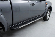 Ford Ranger 2007-2011 Seitenschweller Maya V1 (2 Stk., Aluminium) Foto 1
