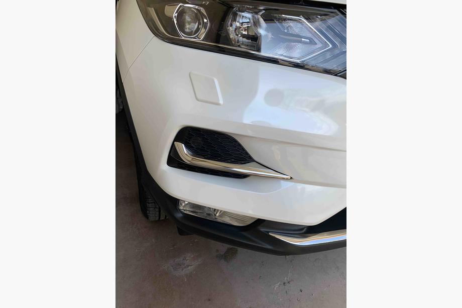 Nissan Qashqai 2014-2021 Abdeckungen für Nebelscheinwerfer (2017↗, Edelstahl) Carmos - Türkischer Edelstahl Image