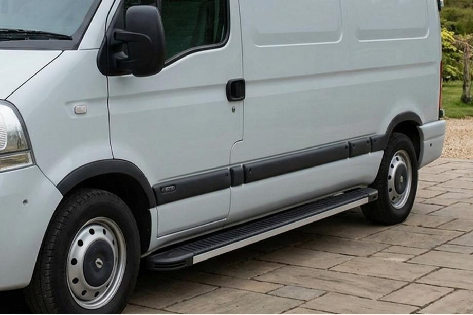 Nissan Interstar 2002-2010 Seitenschweller Maya (2 Stk., Aluminium) Image