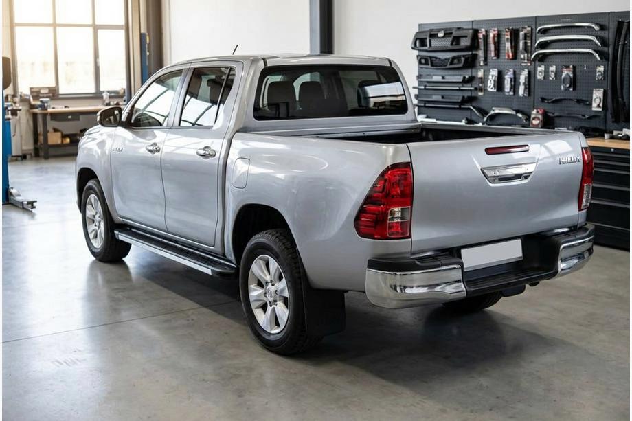 Toyota Hilux 2015- Seitenschweller Maya V1 (2 Stk., Aluminium) Image
