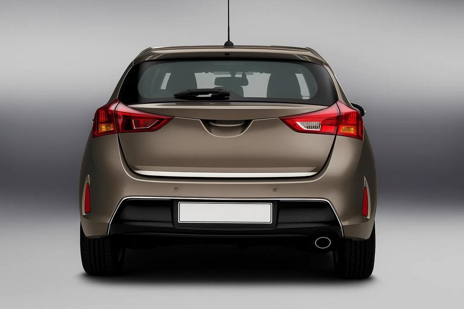 Toyota Auris 2012-2018 Kofferraumleiste Edelstahl Image