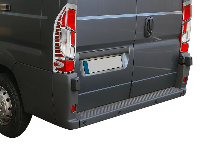 Fiat Ducato 2006-2025 Rückleuchten Abdeckungen mit Biegung (2014+, 2 Stk, Kunststoff) Image