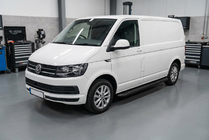 Volkswagen T6 2015-2024 Seitenschweller Tayga Black (2 Stk., Aluminium) Nur für kurzen Radstand Foto 1