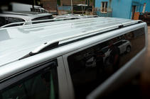 Volkswagen T6 2015-2024 Dachreling CROWN (grau matt) Foto 1