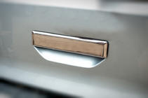 Volkswagen T6 2015-2024 Abdeckung für hinteren Türgriff (Edelstahl) Foto 1