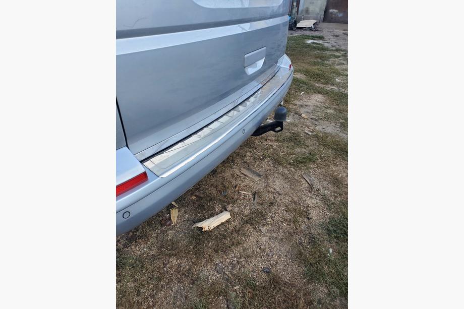 Volkswagen T6 2015-2024 Heckstoßstangenabdeckung Omsa Glanz (1 Tür, Edelstahl) Image