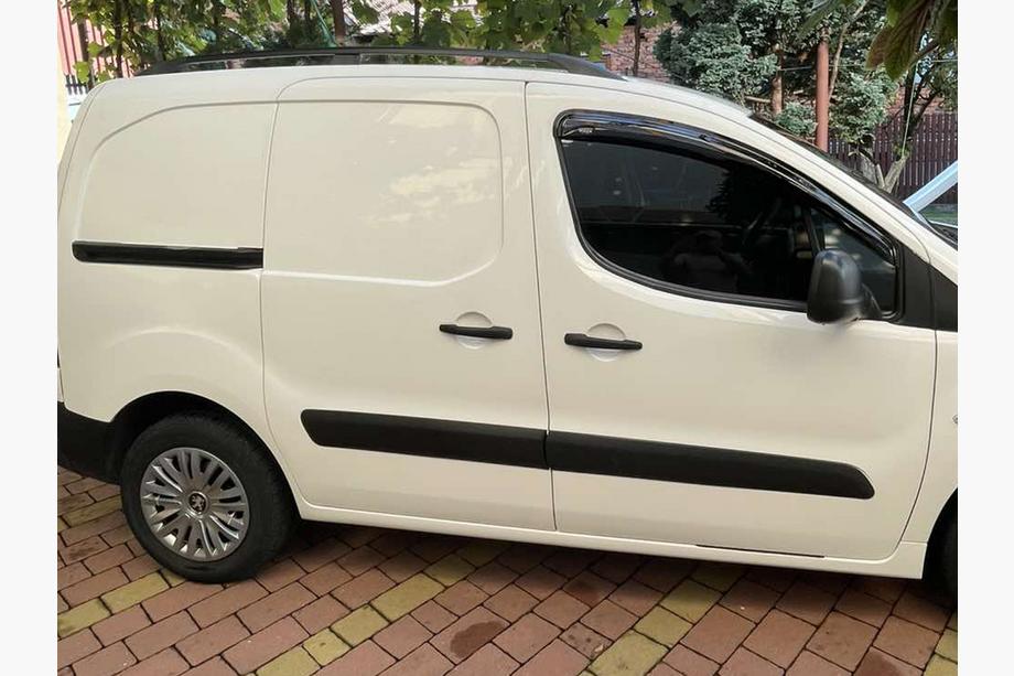 Citroen Berlingo 2008-2018 Dachreling Schwarz Kunststofffuß Foto 1