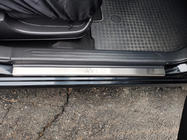 Chevrolet Aveo T250 2005-2011 Einstiegsleisten Edelstahl Carmos (4 Stk) Foto 4