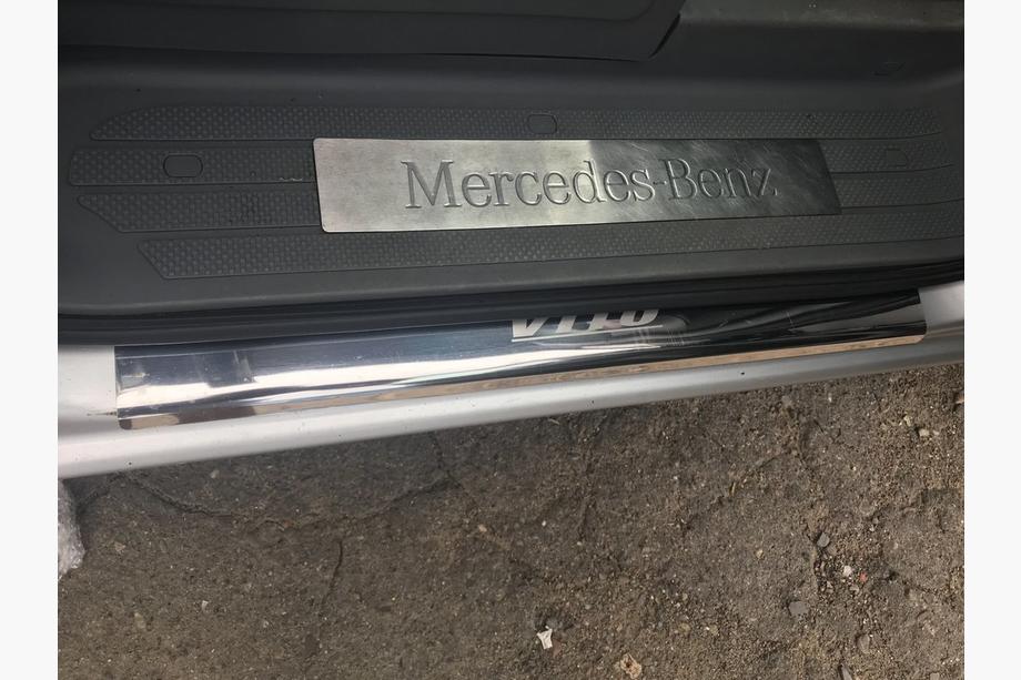 Mercedes Vito W639 2004-2014 Einstiegsleisten Abdeckungen Laser-Style (2 Stk, Edelstahl) Foto 4