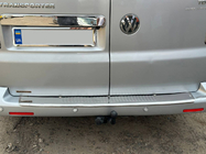 Volkswagen T5 Multivan 2003–2010 Chromleiste über dem Kennzeichen für Flügeltüren (Edelstahl) Carmos - Türkischer Edelstahl Foto 6