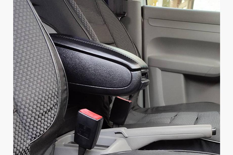 Volkswagen Caddy 2004-2010 Armlehne V1 (in Getränkehalter) Image
